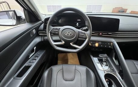 Hyundai Elantra, 2022 год, 1 493 000 рублей, 9 фотография