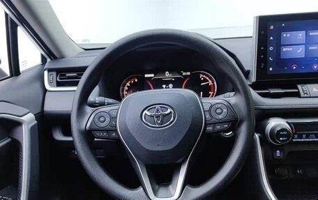 Toyota RAV4, 2022 год, 3 784 505 рублей, 6 фотография