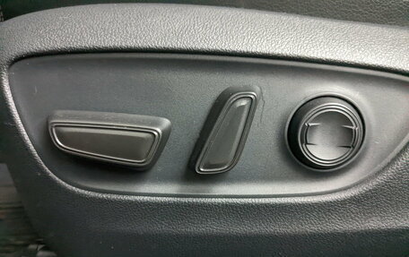 Toyota RAV4, 2022 год, 3 850 000 рублей, 10 фотография