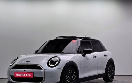 MINI Hatch, 2024 год, 5 990 000 рублей, 1 фотография