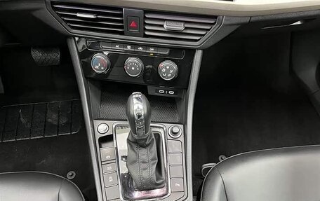 Volkswagen Bora, 2023 год, 1 420 000 рублей, 10 фотография