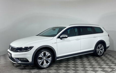 Volkswagen Passat B8 рестайлинг, 2019 год, 2 640 000 рублей, 1 фотография