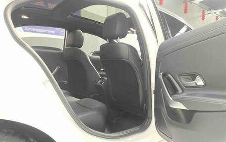 Mercedes-Benz A-Класс, 2022 год, 2 088 000 рублей, 10 фотография