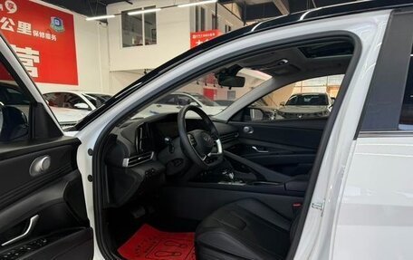 Hyundai Elantra, 2022 год, 1 495 000 рублей, 7 фотография