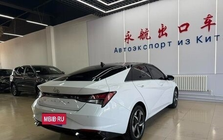 Hyundai Elantra, 2022 год, 1 495 000 рублей, 4 фотография