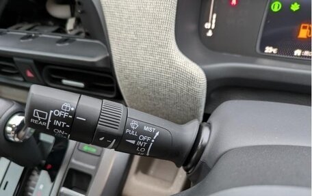 Honda Freed, 2025 год, 1 702 000 рублей, 10 фотография