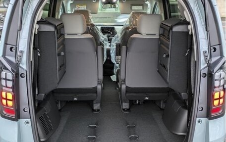 Honda Freed, 2025 год, 1 702 000 рублей, 21 фотография