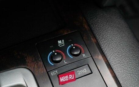 Toyota Land Cruiser 200, 2013 год, 3 520 000 рублей, 21 фотография