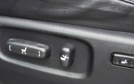 Toyota Land Cruiser 200, 2013 год, 3 520 000 рублей, 29 фотография