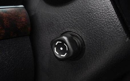 Toyota Land Cruiser 200, 2013 год, 3 520 000 рублей, 27 фотография