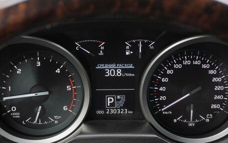 Toyota Land Cruiser 200, 2013 год, 3 520 000 рублей, 26 фотография