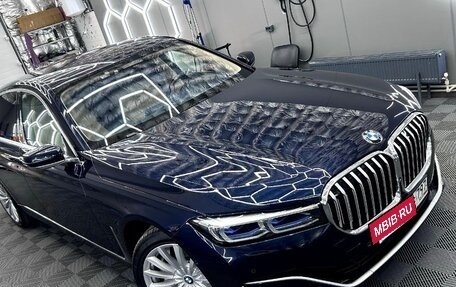 BMW 7 серия, 2019 год, 7 200 000 рублей, 3 фотография