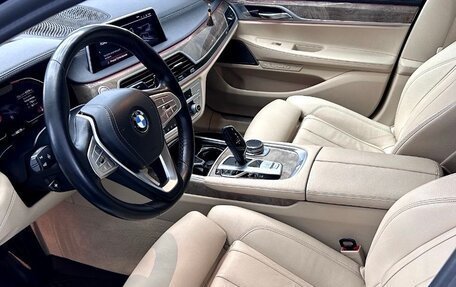 BMW 7 серия, 2019 год, 7 200 000 рублей, 31 фотография