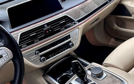 BMW 7 серия, 2019 год, 7 200 000 рублей, 33 фотография