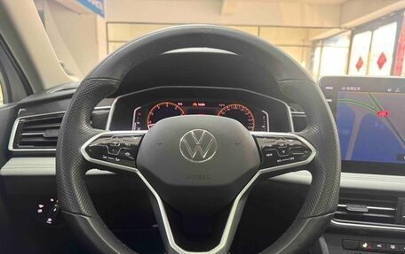 Volkswagen Tiguan II, 2022 год, 2 621 000 рублей, 11 фотография