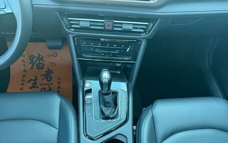 Volkswagen Tharu, 2022 год, 1 670 000 рублей, 9 фотография