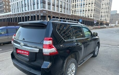 Toyota Land Cruiser Prado 150 рестайлинг 2, 2017 год, 3 650 000 рублей, 3 фотография