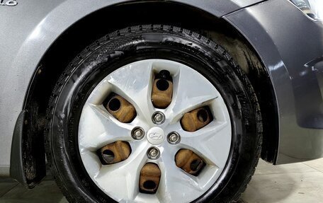 Hyundai Solaris II рестайлинг, 2015 год, 800 000 рублей, 28 фотография