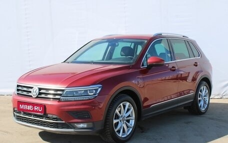 Volkswagen Tiguan II, 2018 год, 2 640 000 рублей, 1 фотография