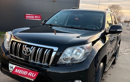 Toyota Land Cruiser Prado 150 рестайлинг 2, 2010 год, 5 300 000 рублей, 1 фотография