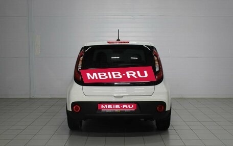 KIA Soul II рестайлинг, 2018 год, 1 140 000 рублей, 7 фотография