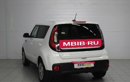 KIA Soul II рестайлинг, 2018 год, 1 140 000 рублей, 8 фотография