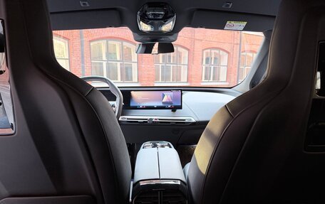 BMW iX, 2022 год, 5 800 000 рублей, 13 фотография