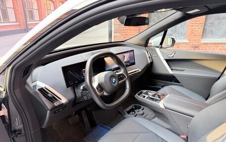 BMW iX, 2022 год, 5 800 000 рублей, 14 фотография