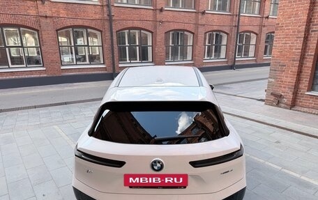 BMW iX, 2022 год, 5 800 000 рублей, 9 фотография