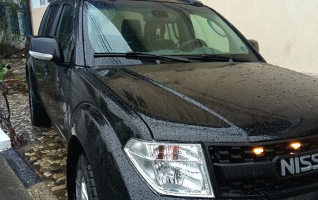 Nissan Navara (Frontier), 2008 год, 1 360 000 рублей, 6 фотография