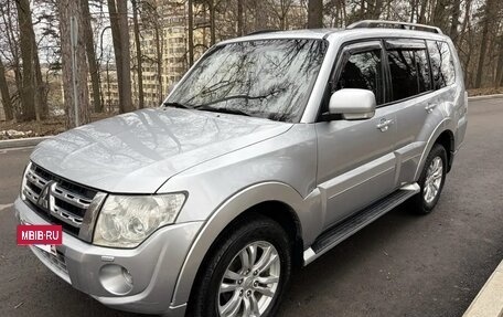 Mitsubishi Pajero IV, 2011 год, 1 550 000 рублей, 5 фотография