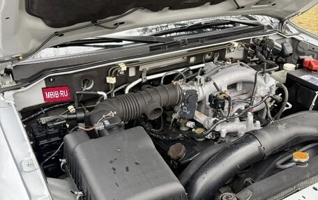 Mitsubishi Pajero IV, 2011 год, 1 550 000 рублей, 10 фотография