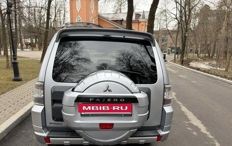 Mitsubishi Pajero IV, 2011 год, 1 550 000 рублей, 7 фотография