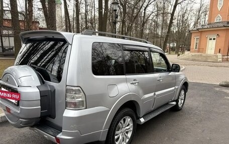 Mitsubishi Pajero IV, 2011 год, 1 550 000 рублей, 11 фотография