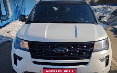 Ford Explorer VI, 2018 год, 2 799 000 рублей, 3 фотография