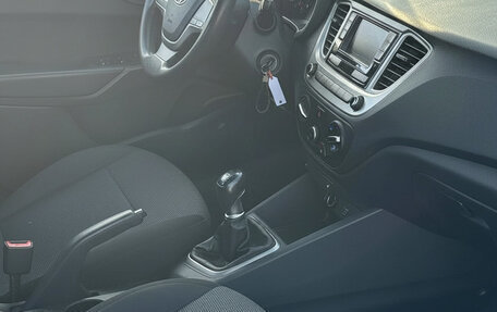 Hyundai Solaris II рестайлинг, 2019 год, 919 000 рублей, 3 фотография