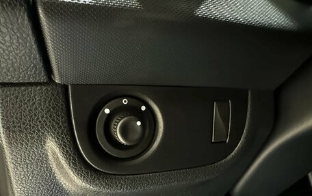 Renault Logan II, 2014 год, 719 000 рублей, 11 фотография