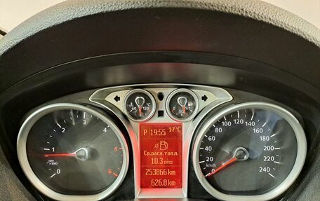 Ford Kuga III, 2011 год, 999 000 рублей, 10 фотография