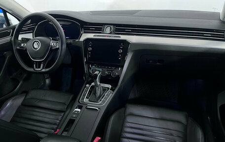 Volkswagen Passat B8 рестайлинг, 2019 год, 2 640 000 рублей, 9 фотография