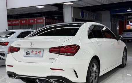 Mercedes-Benz A-Класс, 2022 год, 2 100 000 рублей, 4 фотография