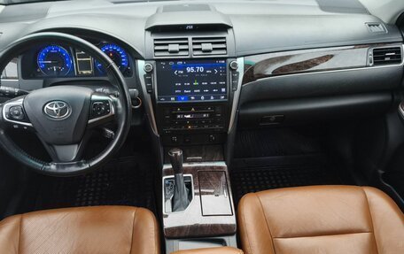 Toyota Camry, 2017 год, 1 735 000 рублей, 15 фотография