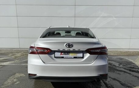 Toyota Camry, 2018 год, 2 350 000 рублей, 7 фотография