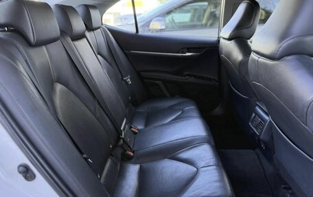 Toyota Camry, 2018 год, 2 350 000 рублей, 19 фотография