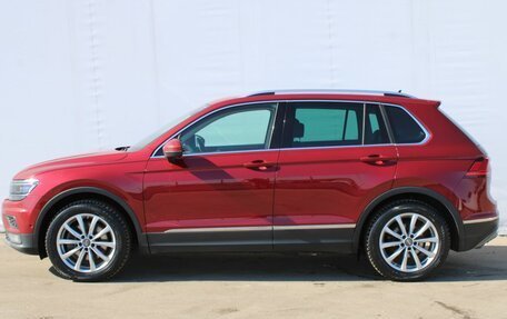 Volkswagen Tiguan II, 2018 год, 2 640 000 рублей, 8 фотография