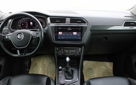 Volkswagen Tiguan II, 2018 год, 2 640 000 рублей, 16 фотография