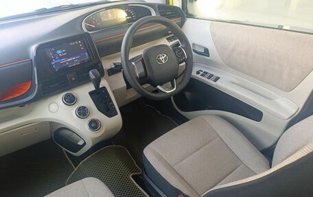 Toyota Sienta II, 2017 год, 1 167 000 рублей, 12 фотография