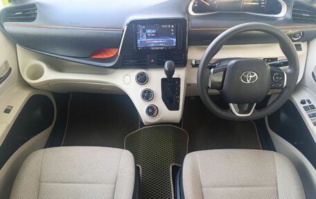 Toyota Sienta II, 2017 год, 1 167 000 рублей, 14 фотография