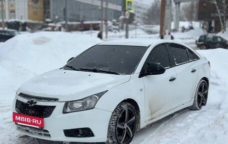 Chevrolet Cruze II, 2012 год, 500 000 рублей, 3 фотография