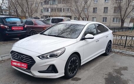 Hyundai Sonata VII, 2019 год, 1 950 000 рублей, 2 фотография