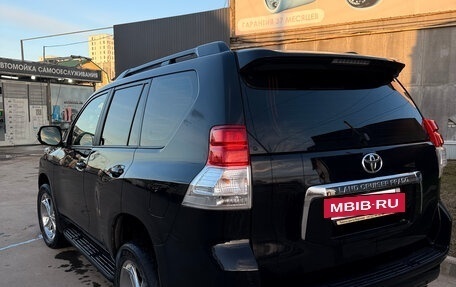 Toyota Land Cruiser Prado 150 рестайлинг 2, 2010 год, 5 300 000 рублей, 5 фотография